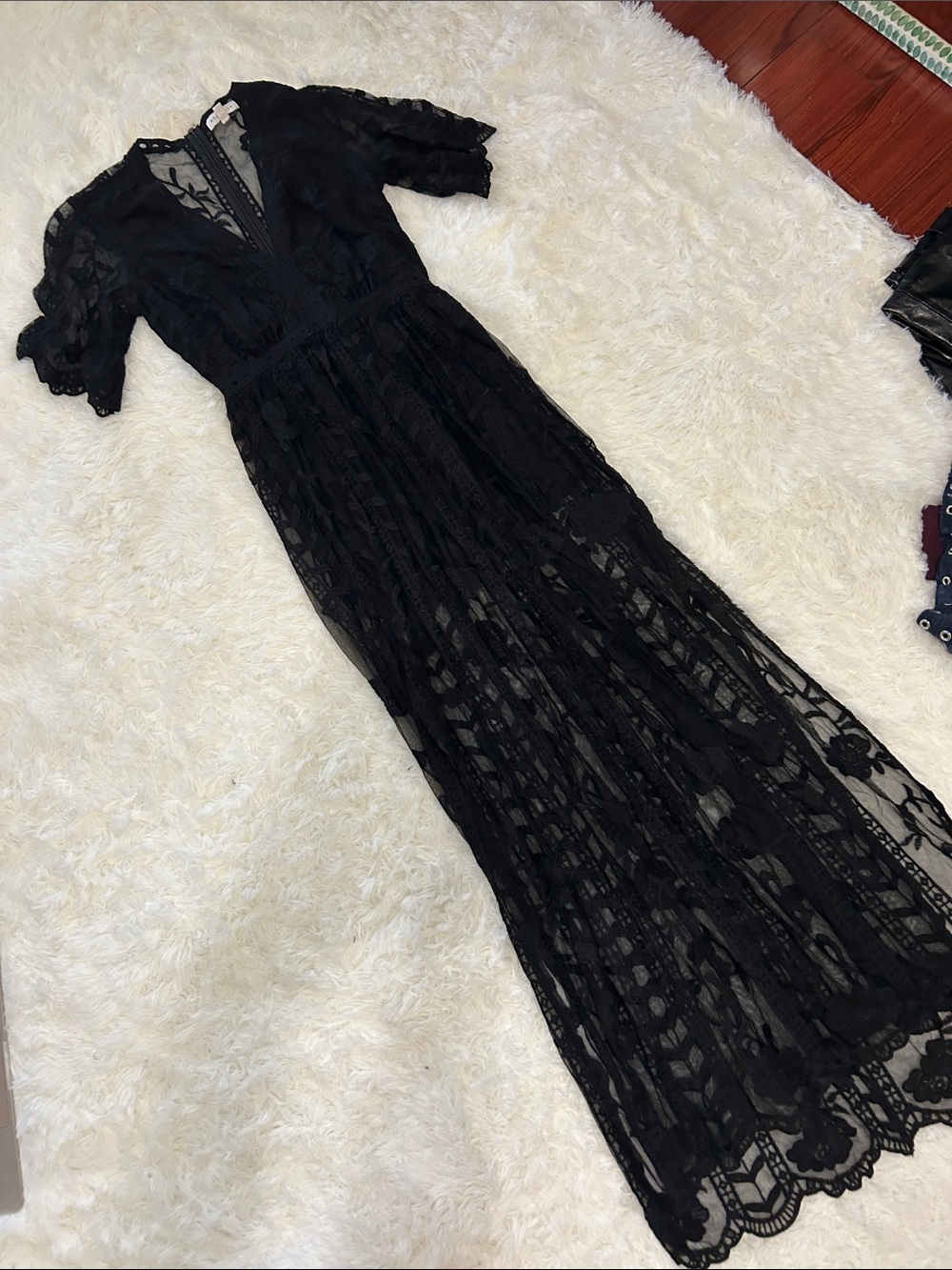Elegant Black Lace Maxi Dress